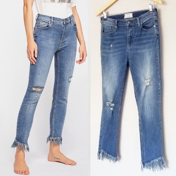 Free People Great Heights Frayed Hem Slim Fit Jeans Distressed Size 28 Boho Chic - Picture 4 of 16